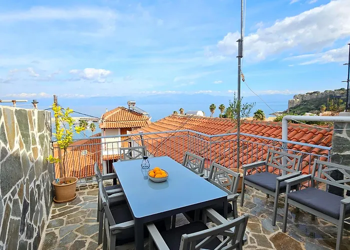 Charites: Terrace With Seaview - 100M To The Beach